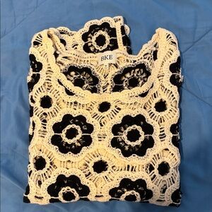 BKE Black and Cream Crochet Sweater